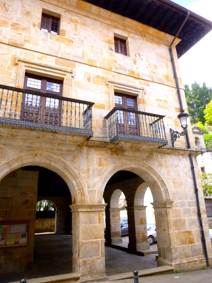 Ibarra (Aramayona), Ayuntamiento 3