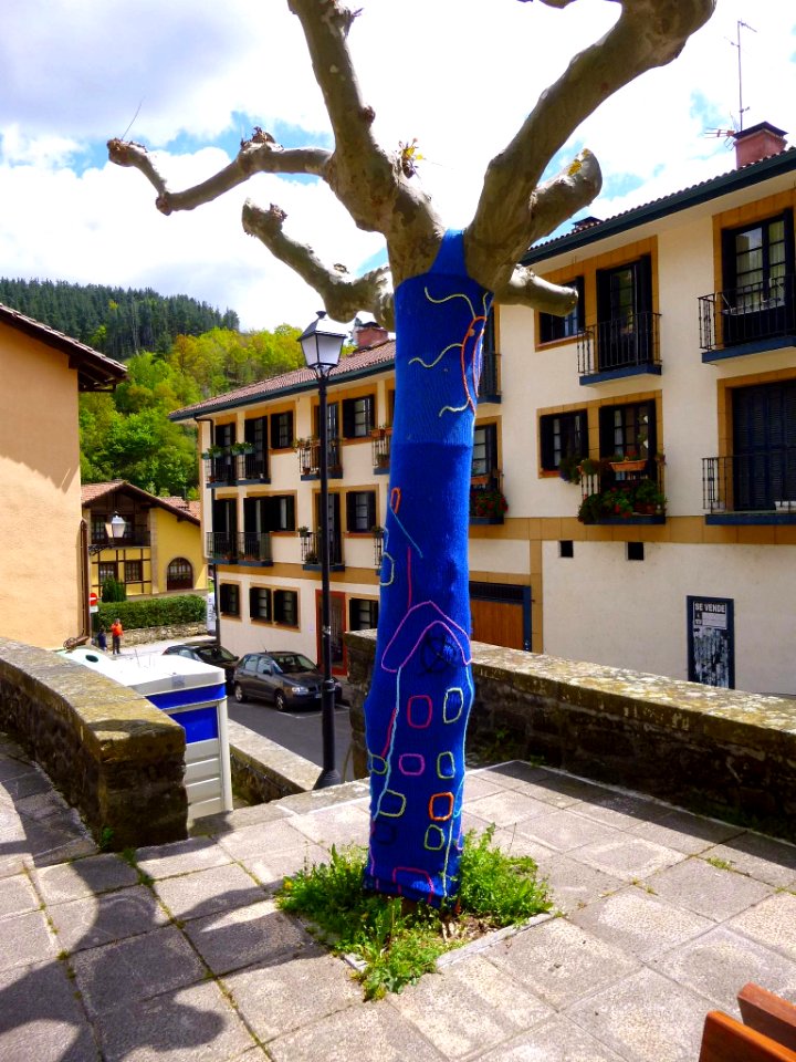 Ibarra (Aramayona), yarn bombing 4