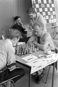 IBM-schaaktoernooi, nummer 5 Zuidema, nummer 3 en 4 Zuidema tegen Botwinnik, Bestanddeelnr 919-3432