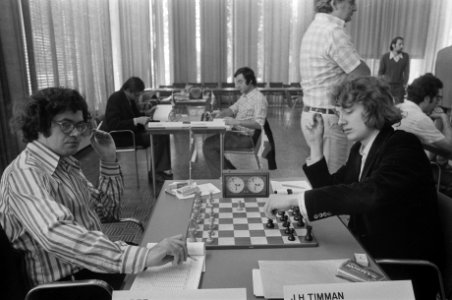 IBM-schaaktoernooi, 11e ronde, Ree (l) tegen Trinicin (2), Bestanddeelnr 927-3566