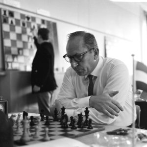 IBM schaaktoernooi, L. Szabo (Hongarije), Bestanddeelnr 917-9985