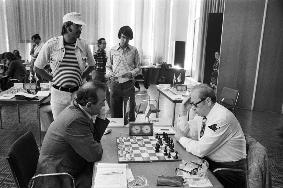 IBM-schaaktoernooi, Kortsjnoj tegen Szabo (en Bohm), Bestanddeelnr 928-6925