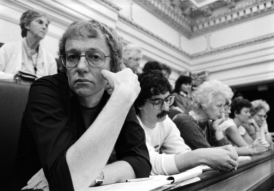 IKV-secretaris Mient Jan Faber op de tribune, Bestanddeelnr 932-6378