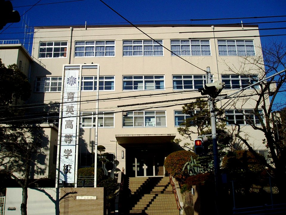Ikuei-Senior-HighSchool02