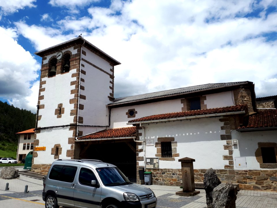 Iglesia de San Esteban Protomartir, Zubiri
