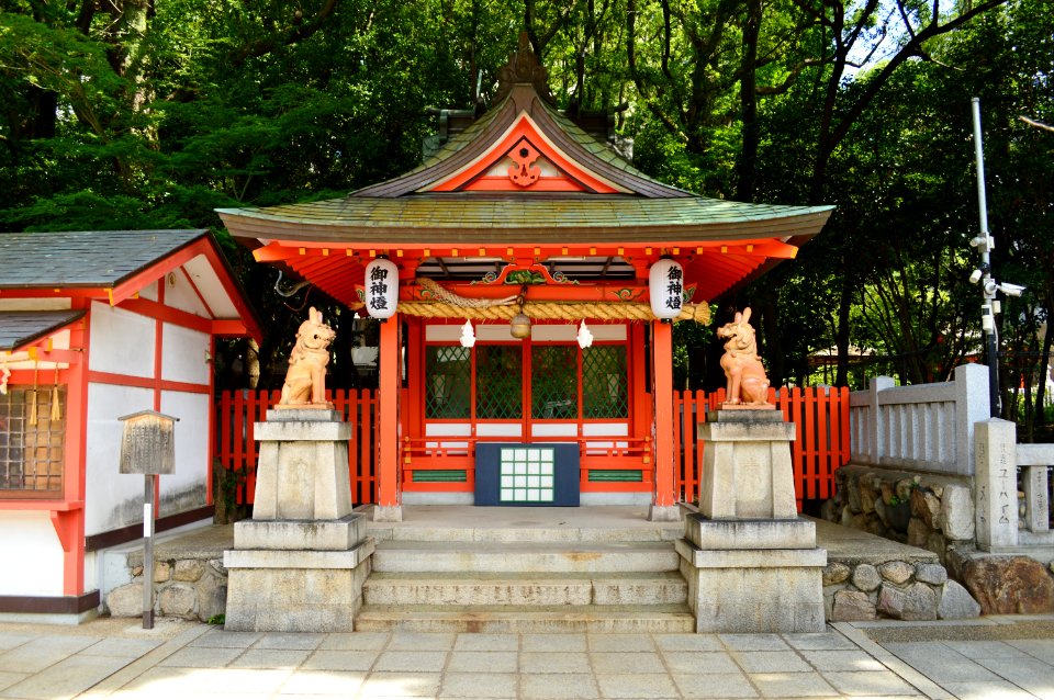 Ikuta-jinja, Ebisu-jinja