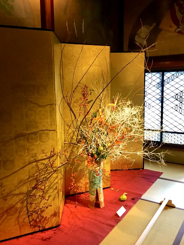 Ikebana exhibition at Meguro Gajoen 2018 04