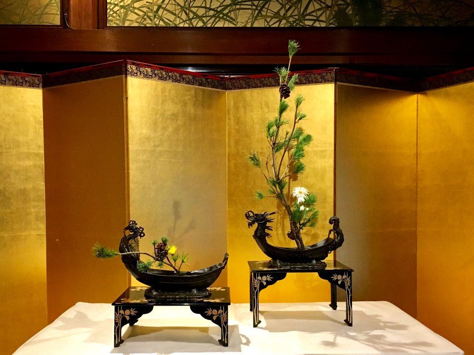 Ikebana exhibition at Meguro Gajoen 2018 18a