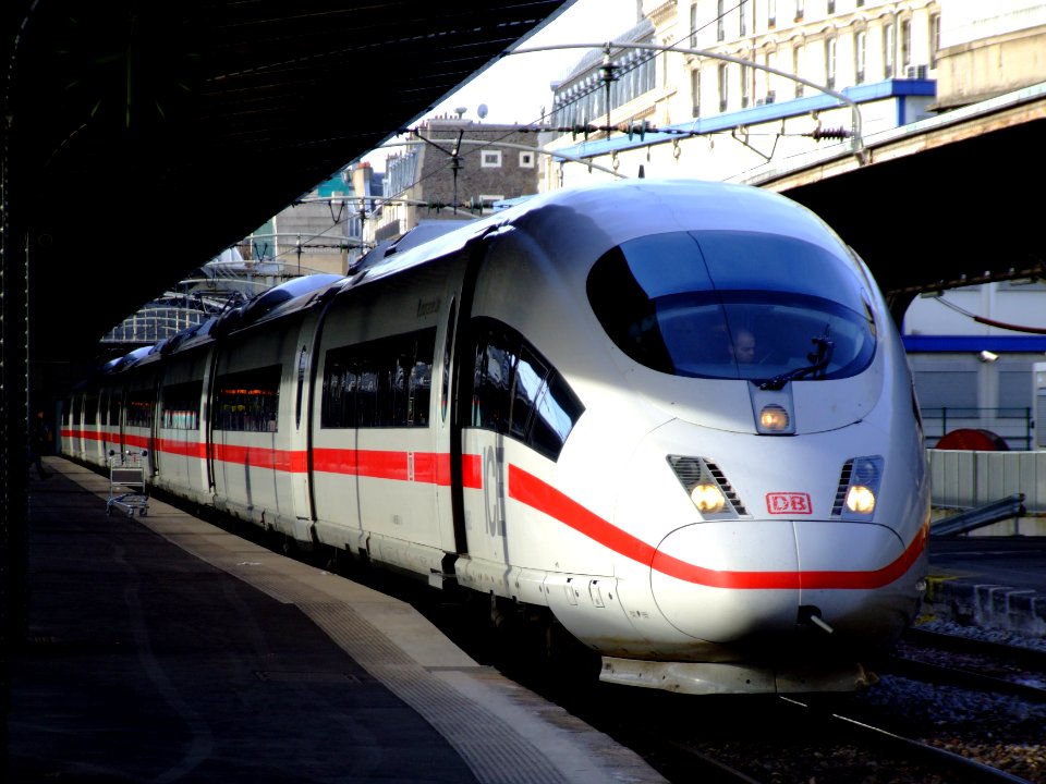 ICE DB in Paris