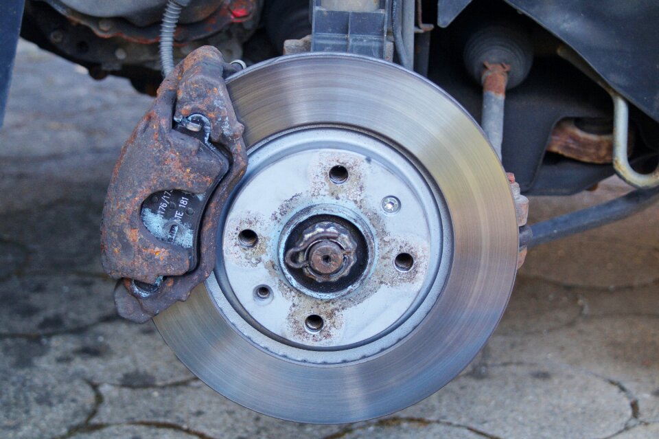 Brake lining brake disc inspection