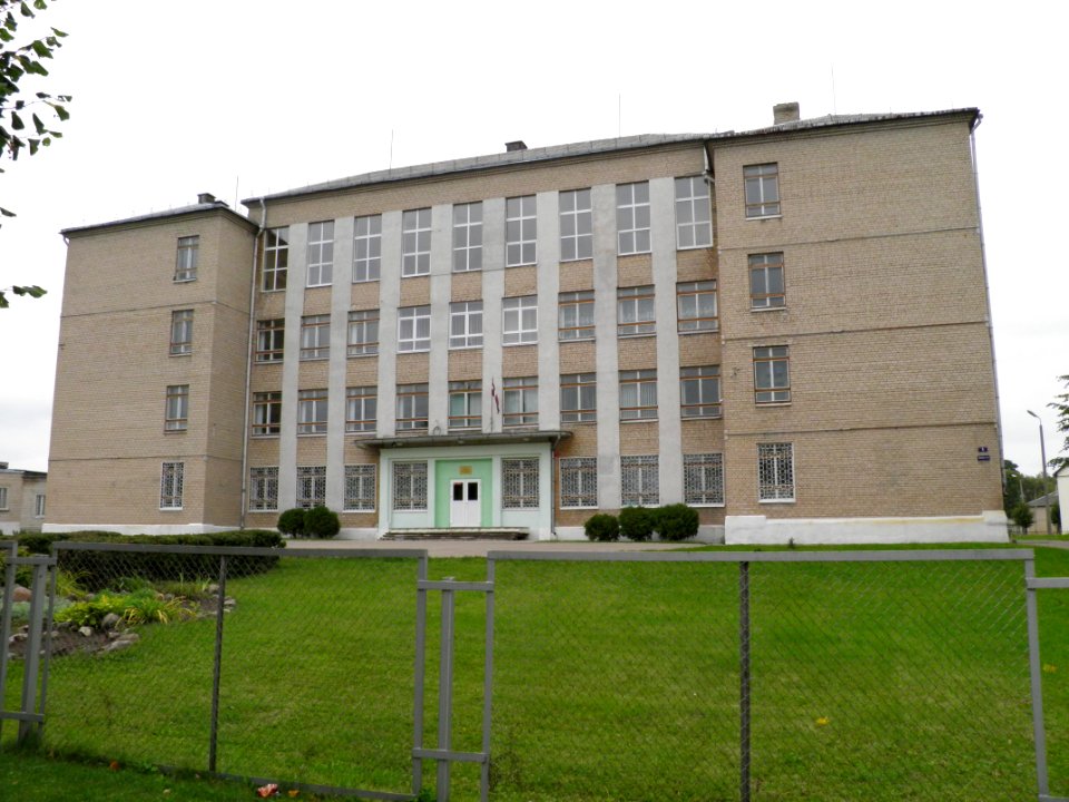 Ilūkstes Sadraudzības vidusskola