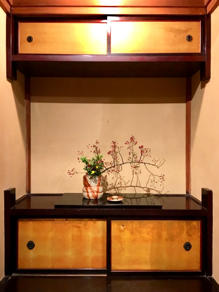 Ikebana exhibition at Meguro Gajoen 2018 17