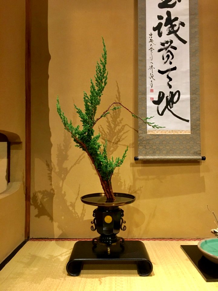 Ikebana exhibition at Meguro Gajoen 2018 15b
