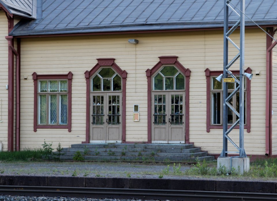 Ii Railway Station 20130608 01