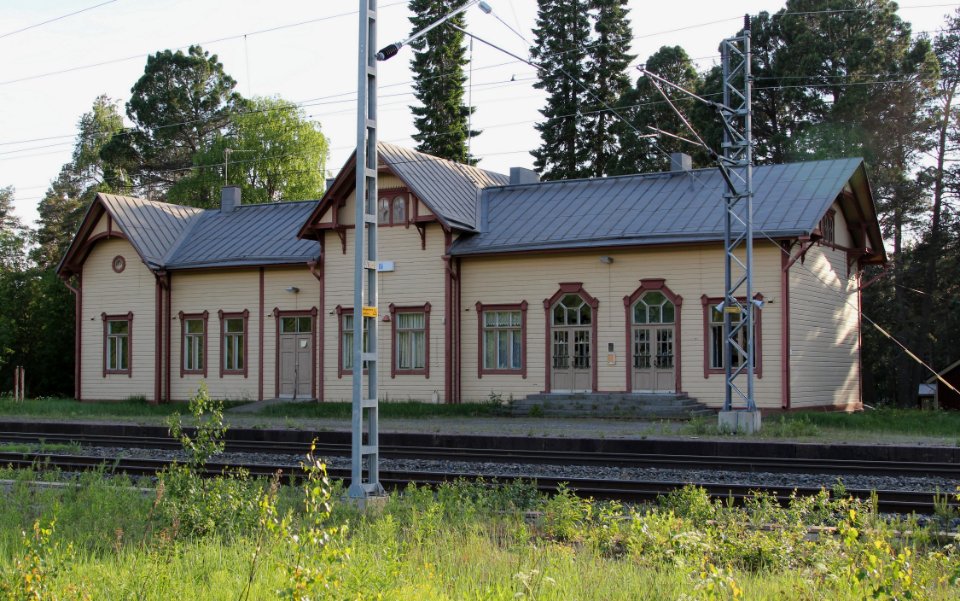 Ii Railway Station 20130608 02