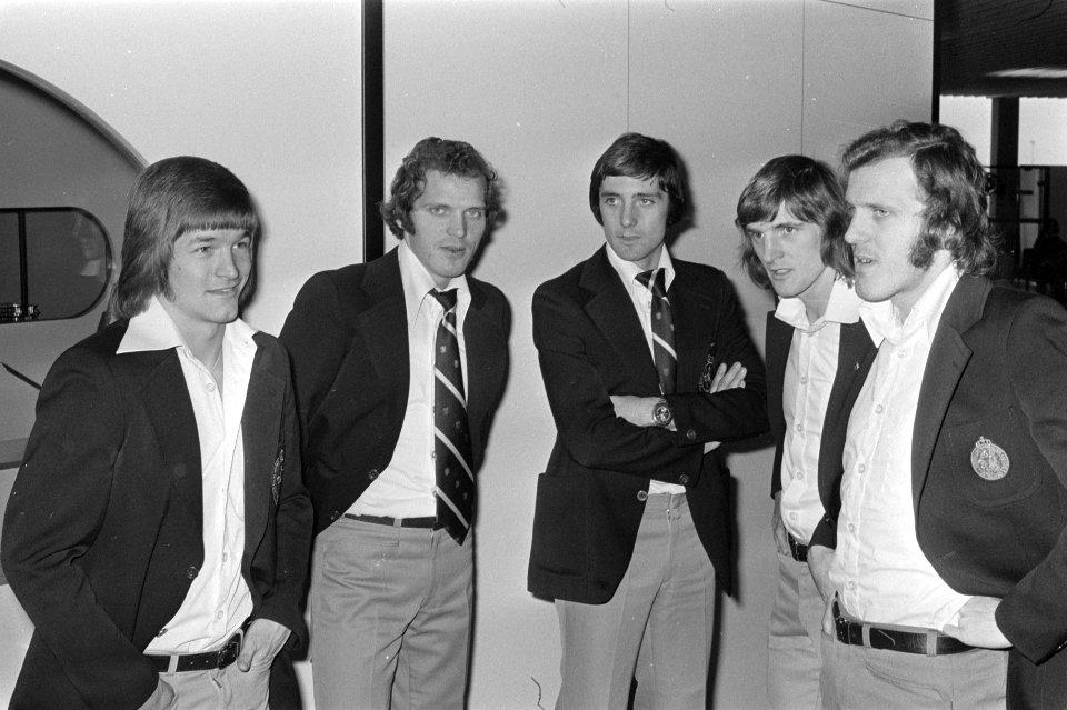 Jong Oranje naar Italië vertrokken v.l.n.r. Jan Peters, René van de Kerkhof, Ad, Bestanddeelnr 928-3584