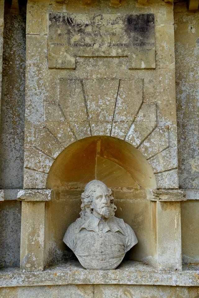 Ignatius Jones - Temple of British Worthies, Stowe - Buckinghamshire, England - DSC08456