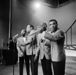 Johnny en Rijk een paar apart show, The Golden Gate Quartet, Bestanddeelnr 917-2838