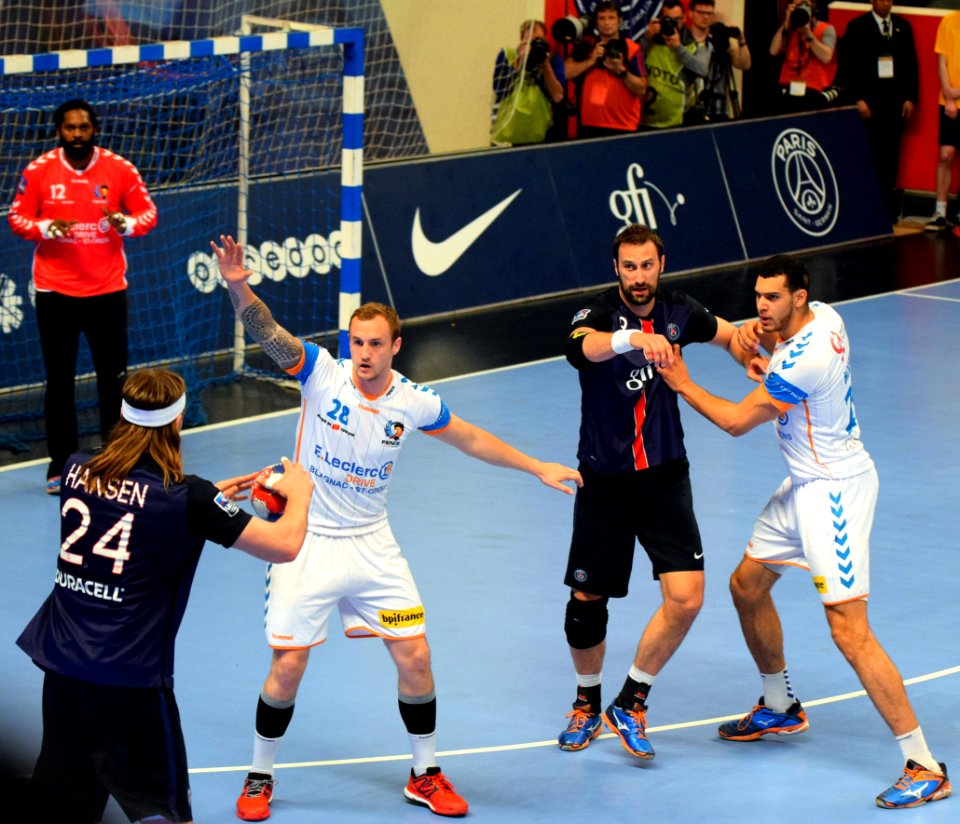 Igor Vori-Valentin porte et Cyril Morency-20160416-PSG-TOULOUSE