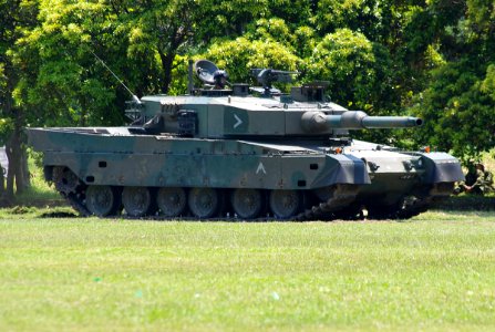 JGSDF Type90 tank 20120527-02