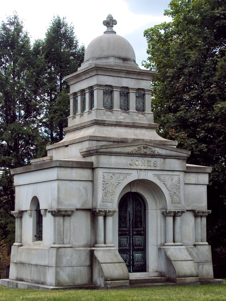 Jones Mausoleum, Homewood Cemetery, 2015-09-22, 01