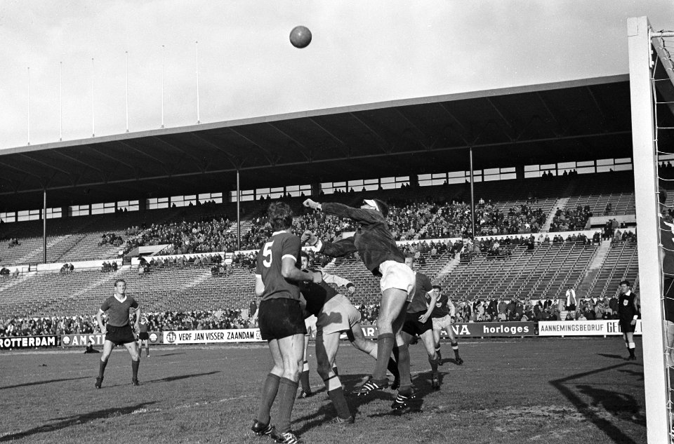 Jong Oranje tegen Dukla Praag 3-2, spelmomenten, Bestanddeelnr 917-0499