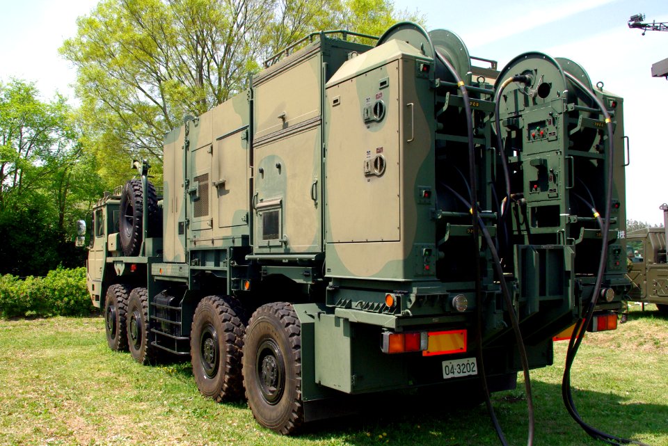 JGSDF Type03 SAM (rader analyzer) 20120429-01