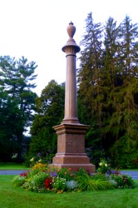 Jonathan Edwards Monument - Stockbridge, Massachusetts - DSC05863