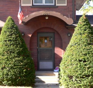 John H. Kelly house NE door