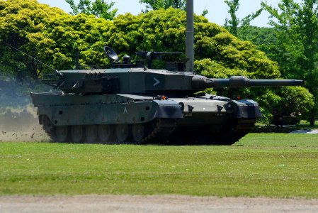JGSDF Type90 tank 20120527-03