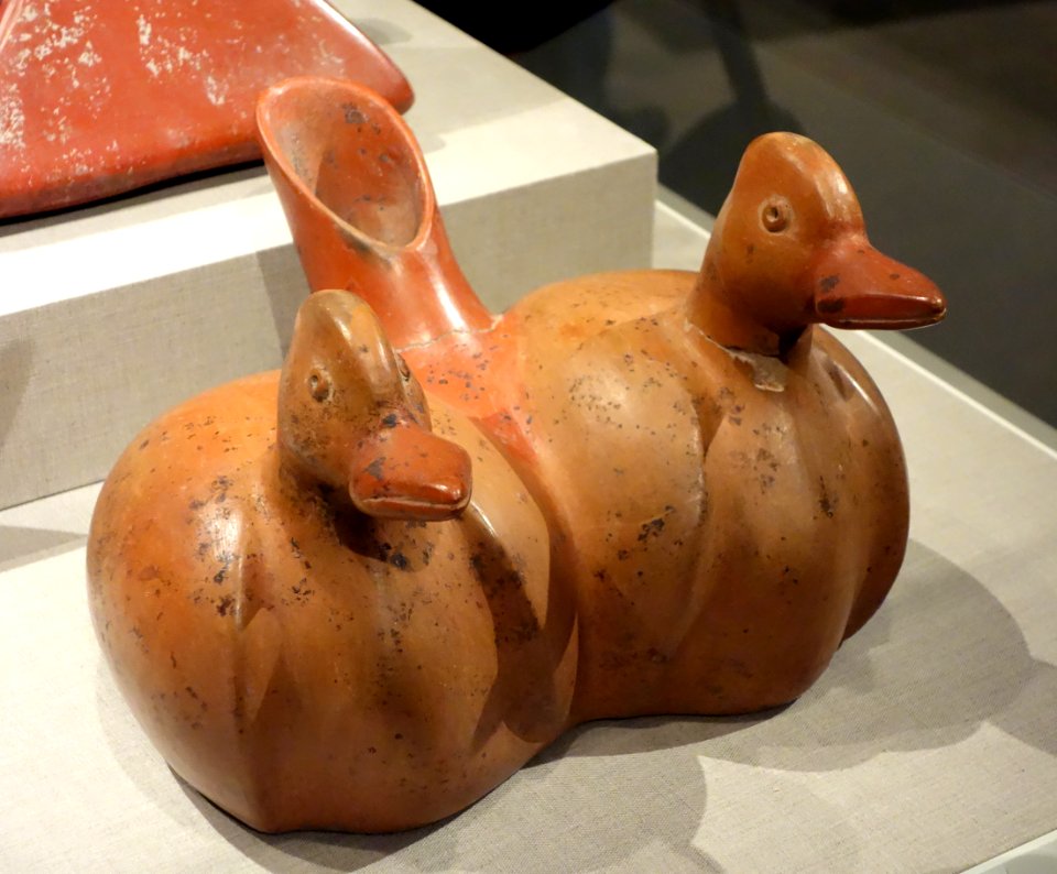 Joined ducks, West Mexico, Colima, 300 BC to 300 AD, earthenware - De Young Museum - DSC00435
