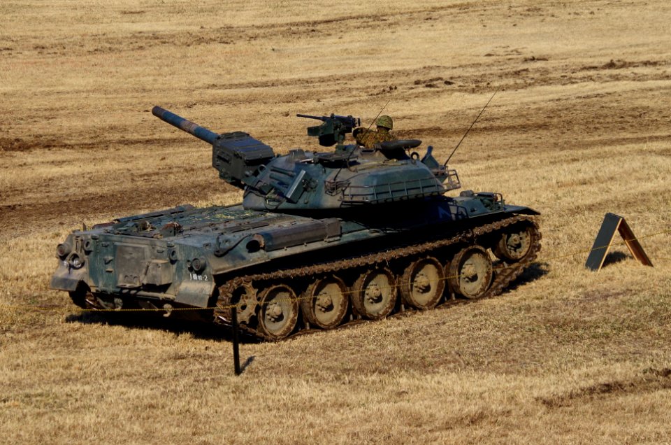JGSDF Type74 tank 20140112-03