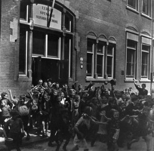 Jeugdmaaltijden in een Amsterdamse huishoudschool, Bestanddeelnr 900-3075