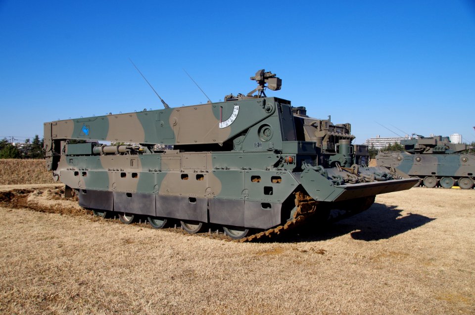 JGSDF Type11 Armoured Recovery Vehicle 20160110-01