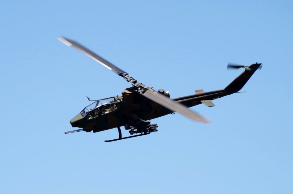 JGSDF AH-1S 20140615-01