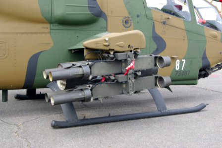 JGSDF AH-1S 20120520-02