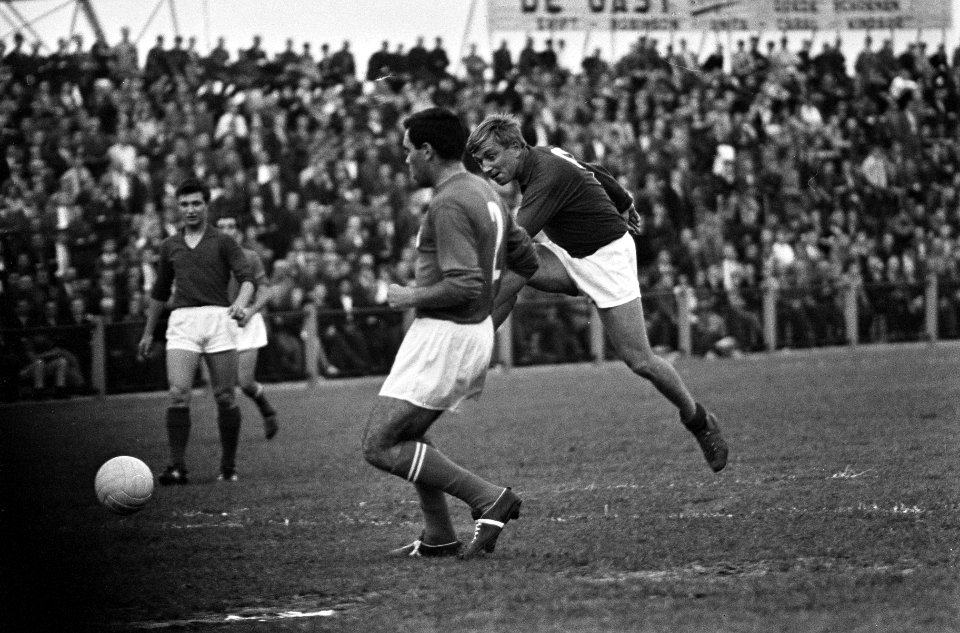 Jong Oranje tegen Jong Italie , een Nederlandse aanval doel Italianen v.l.n.r. G, Bestanddeelnr 916-5309