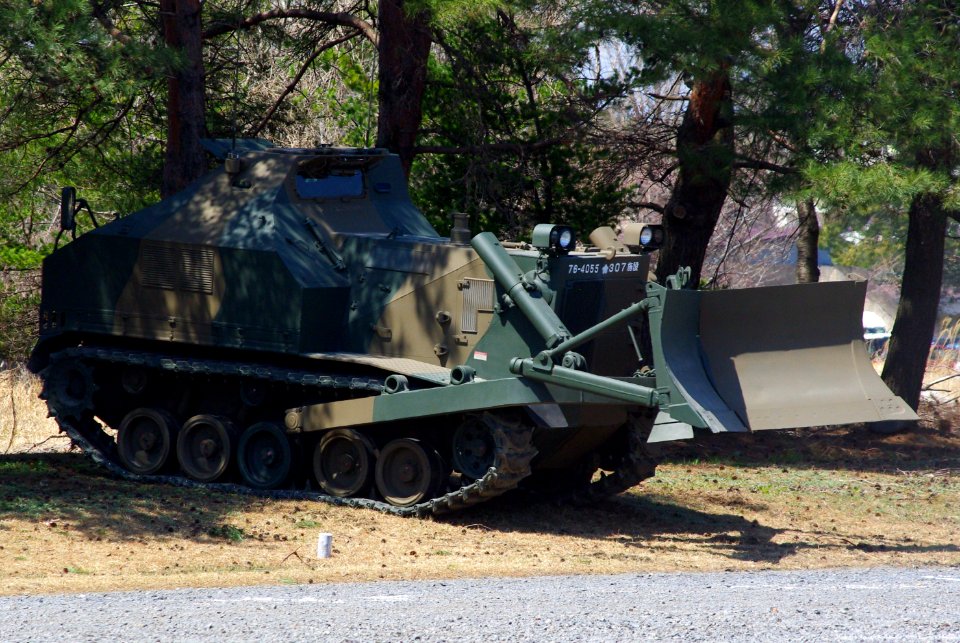 JGSDF Type 75 dozer 20120408-05