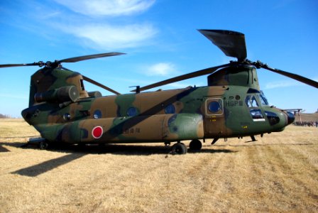 JGSDF CH-47JA 20120108-02