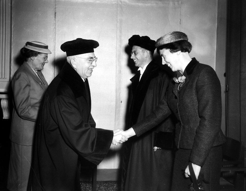 JonghReve1957