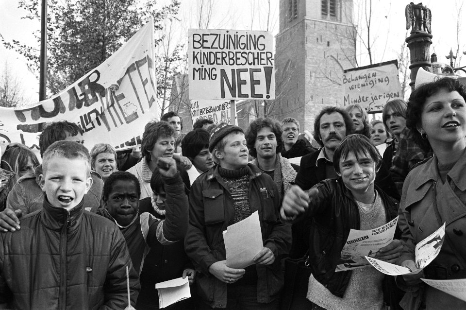 Jongeren kinderbescherming voor huis Haars in Breukelen gedem. tegen lage. pleeg, Bestanddeelnr 931-1364