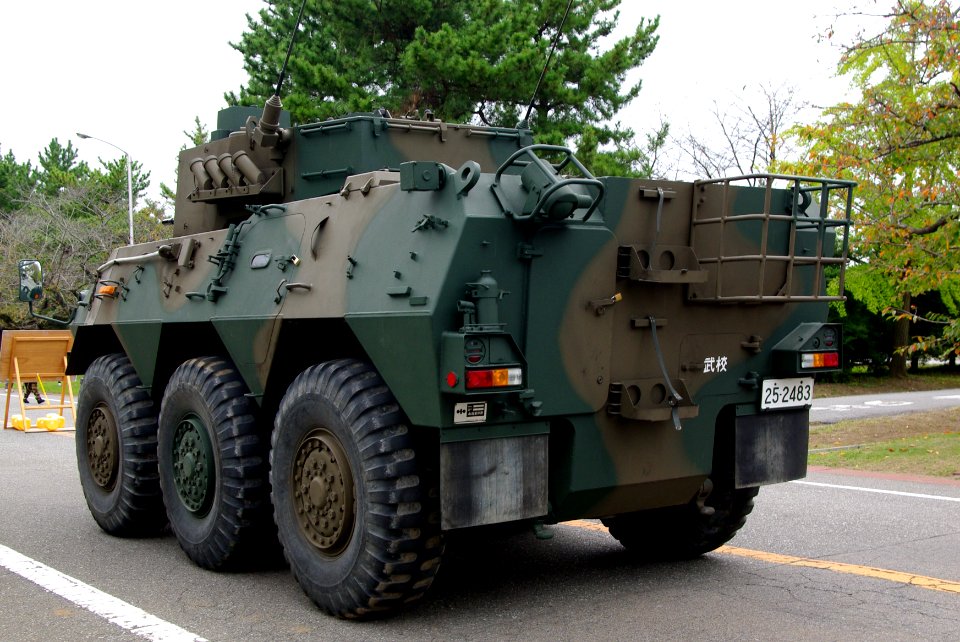 JGSDF Type87 reconnaissance vehicle 20121014-03