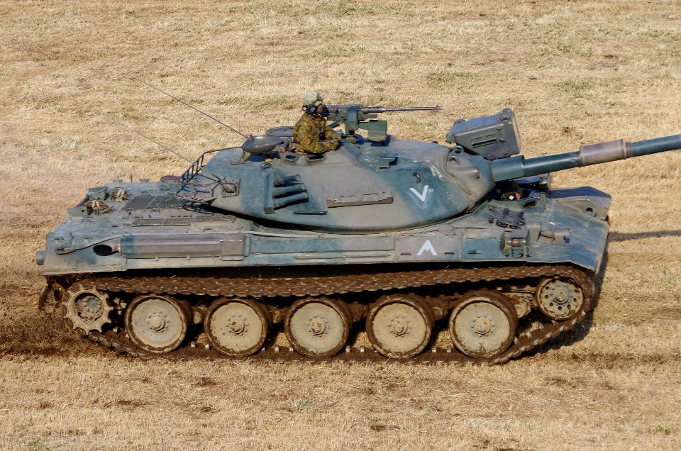 JGSDF Type74 tank 20140112-01