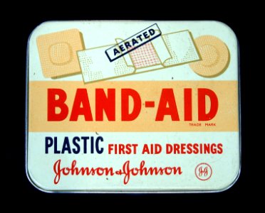 Johnson&Johnson Band-Aid tin, pic3