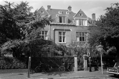 Jongeman pleegde aanslag op Israelische Ambassade, Den Haag ambassade, ext., Bestanddeelnr 922-7697