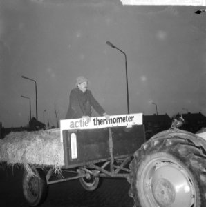 Joop Doderer (Swiebertje) in actie voor een Amstelveens ziekenhuis, Bestanddeelnr 917-5798