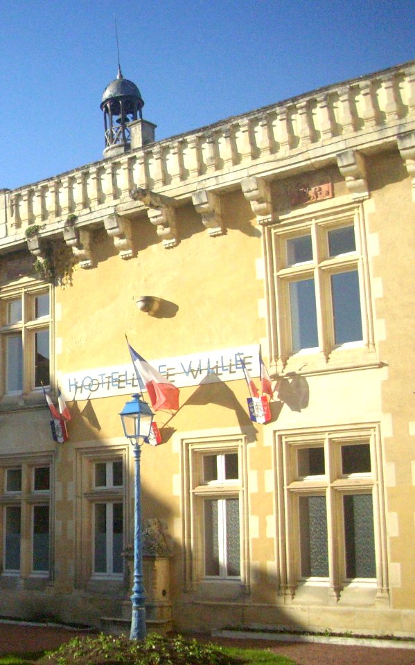 Jonzac hotel ville
