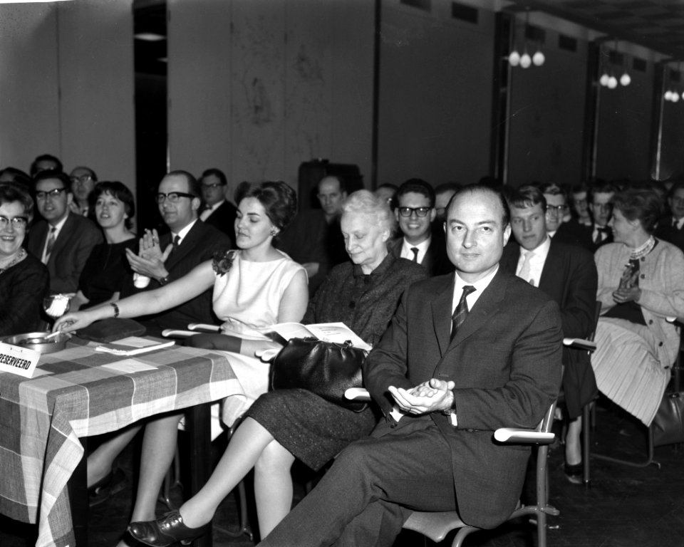 Jongerencongres in Krasnapolski Amsterdam overzicht tijde openings-rede van de v, Bestanddeelnr 913-6888