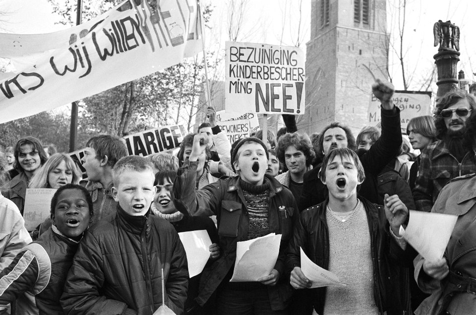 Jongeren kinderbescherming voor huis Haars in Breukelen gedem.tegen lage pleegge, Bestanddeelnr 931-1361