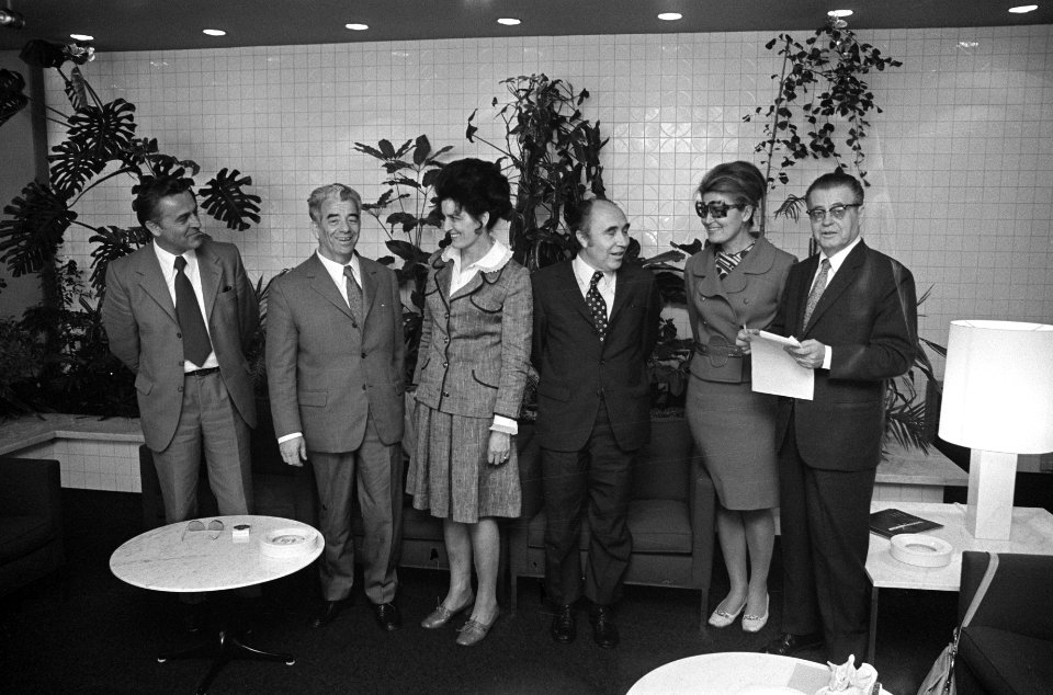 Joegoslavische parlementaire delegatie op Schiphol, Bestanddeelnr 926-5121